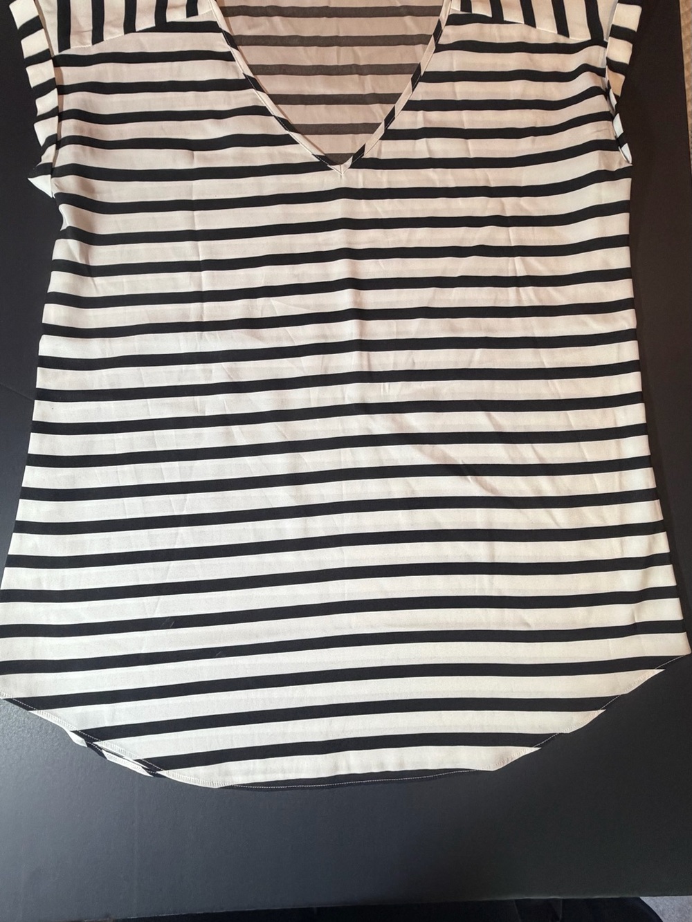 Express Black & White Striped V-Neck Short Sleeve Top